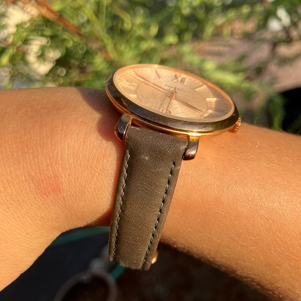 Fossil Rose Gold-Tone Watch with Grey Leather Strap - Picture 2 of 5